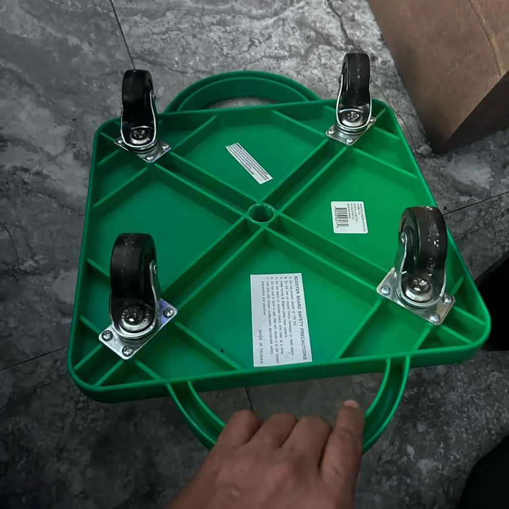 Green Square Stool - Picture 2 of 9